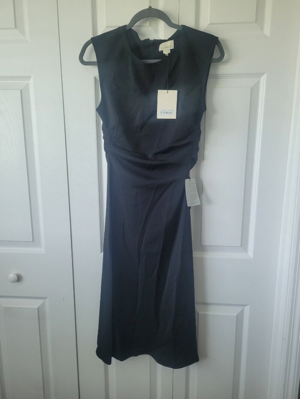 NWT LUXELY Sleeveless Midi Dress With Back Ruching Meteorite Size 4